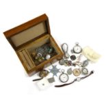A box of assorted jewellery