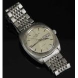 A gentlemen's stainless steel Ulysse Nardin automatic bracelet watch,