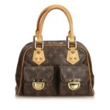 A Louis Vuitton monogrammed Manhattan PM bag