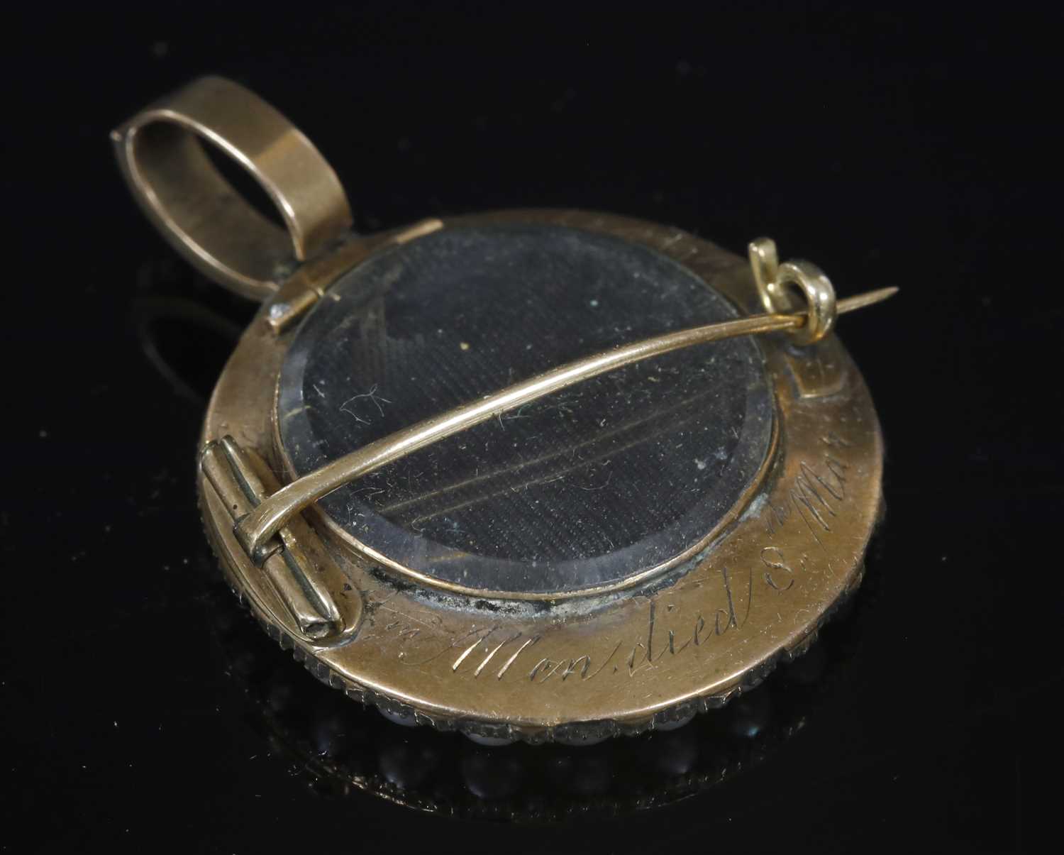 A Georgian cased gold and split pearl memorial pendant brooch, c.1810, - Image 2 of 3