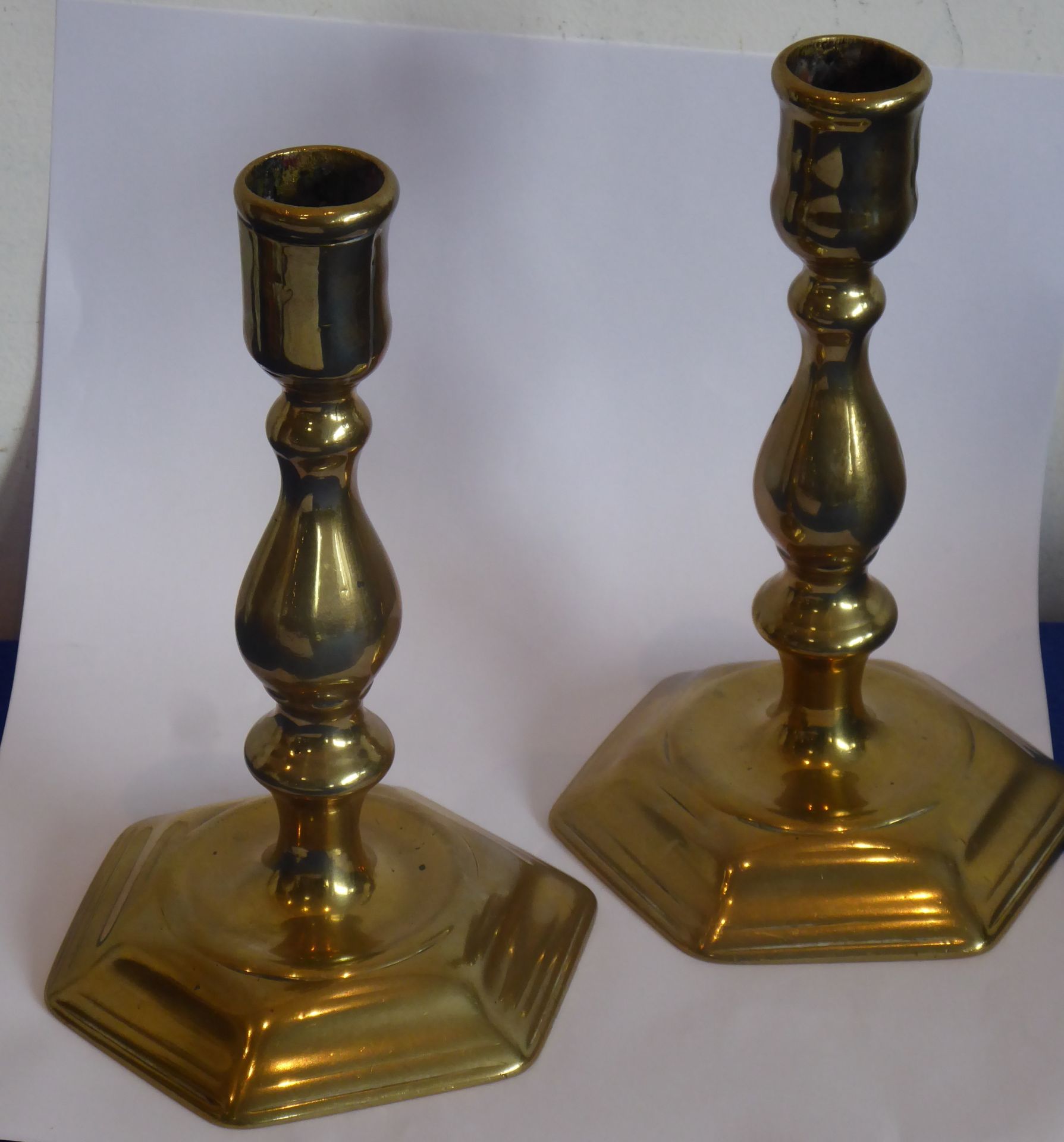 A pair of early 18th century brass candlesticks, each on hexagonal base, 16. - Image 3 of 8