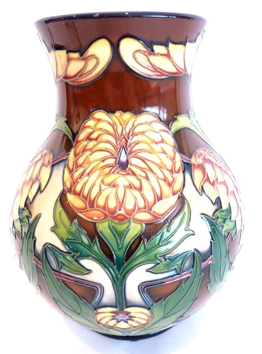 A large Moorcroft pottery vase (modern) - Image 6 of 6
