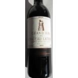Eight bottles of Château Latour 1990 - Grand Vin - Premier Grand Cru Classé - wrapped in their