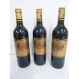 Three bottles of Château Batailley 2001 - Grand Cru Classé - Heritiers Castfja