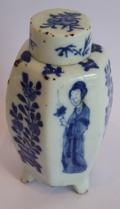 An attractive porcelain vase and cover, Kangxi (1662-1722), painted in underglaze blue on the tall