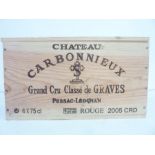 Château Carbonnieux 2005 - Grand Cru Classé de Graves (6-bottle wooden case)