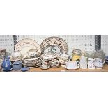 Quantity of ceramics to include three items of Wedgwood, a Indian Tree part dinner service etc