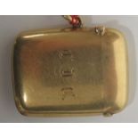A marked 18ct gold vesta case with engraved initials to front, hallmarked for Birmingham, 1897,