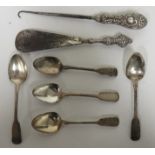 Five hallmarked silver tea spoons, gross weight 2.6ozt, together with a an embossed silver handled