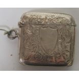 George V silver vesta case with engraved decoration, hallmarked for Birmingham, 1922, weight 0.