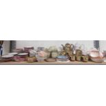Quantity of oriental ceramics to include tea services
