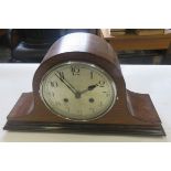 Oak cased mantel clock