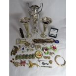 A collection of vintage and modern costume jewellery together with some collectable items to include