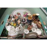 A box of assorted items including Hornsea, Aynsley spoon rest, ceramic figurines etc.