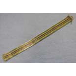 DECORATIVE BRACELET MARKED 750 - 18CM Condition Report: Clasp & safety catches work.