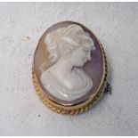 9CT GOLD MOUNTED OVAL CAMEO BROOCH
