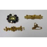 19TH CENTURY GARNET SET MOURNING BROOCH, PEARL SET BROOCH MARKED 9CT,