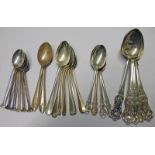 SELECTION OF VARIOUS SILVER TEASPOONS 11 OZS