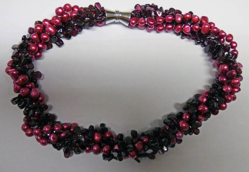 RASPBERRY CULTURED PEARL AND GARNET BEAD NECKLACE ON MAGNETIC CLASP