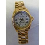 18K GOLD LADY'S ROLEX AUTOMATIC DATE JUST CALENDAR WRISTWATCH WITH WHITE ENAMEL DIAL