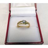 9CT GOLD DIAMOND SET RING Condition Report: Ring size: I. Weight: 2.1g.