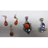 CITRINE OPAL & CULTURED PEARL SET PENDANT MARKED 925,