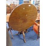 19TH CIRCULAR MAHOGANY PEDESTAL TOPPED TABLE Condition Report: 81cm across and 72cm