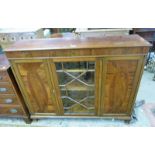 EARLY 20TH CENTURY INLAID MAHOGANY BOOKCASE WITH ASTRAGAL GLAZED DOOR AND 2 PANEL DOORS ON BRACKET