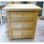 21ST CENTURY OAK SMALL CHEST OF 3 DRAWERS