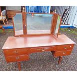 20TH CENTURY MAHOGANY DRESSING TABLE