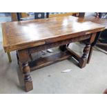 LATE 19TH CENTURY OAK PULL-OUT REFECTORY TABLE ON TURNED SUPPORTS 208CM LONG EXTENDED