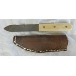 RUSSELL GREEN RIVER WORKS KNIFE WITH SINGLE EDGE SCALLOP BACK 12.