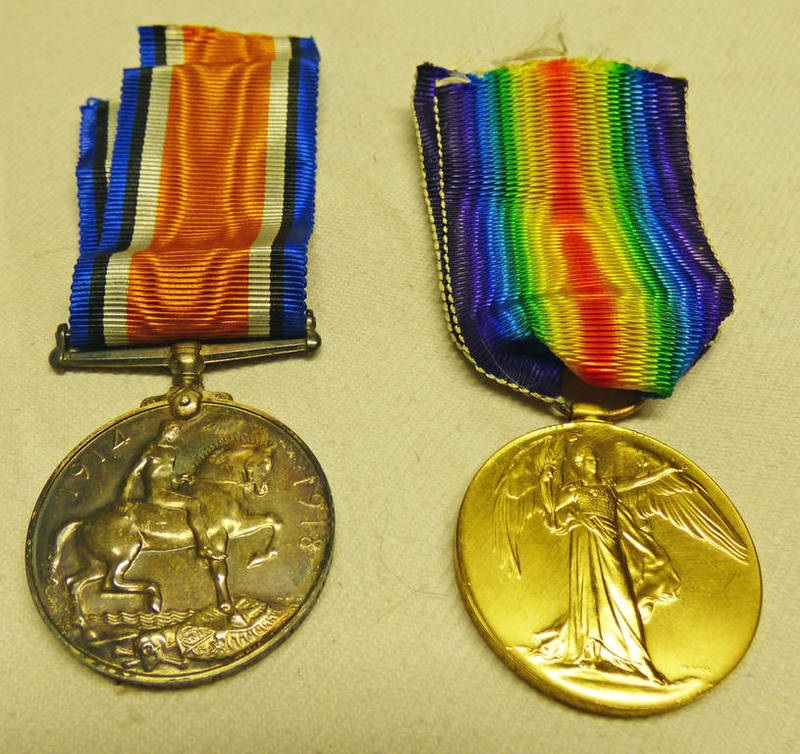 1914-1919 GREAT WAR MEDAL AND A 1914-1918 MEDAL TO 297319.PTE. 2. R.A. STUART .R.A.F.