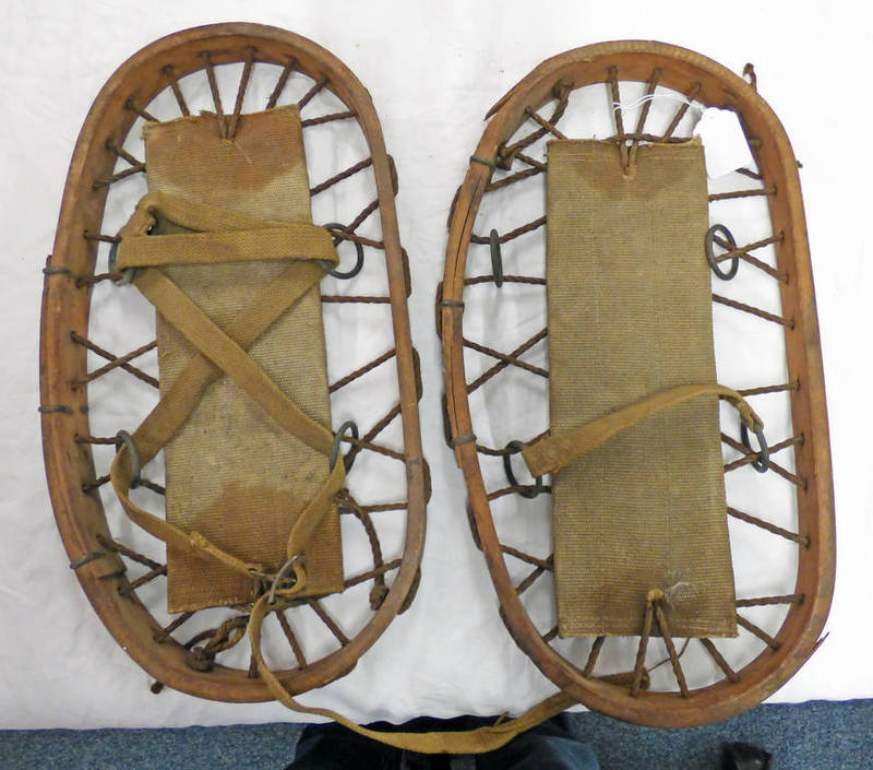 PAIR OF 19TH OR EARLY 20TH CENTURY SNOW SHOES