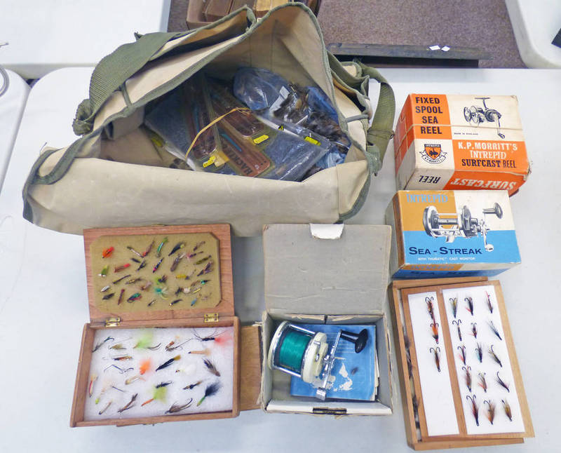 GLIDER FISHING BAG WITH CONTENTS OF VARIOUS FLIES, FLY TYING,