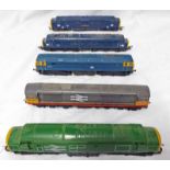 FIVE HORNBY, LIMA, MAINLINE 00 GAUGE LOCOMOTIVES INCLUDING CLASS 55 'ROYAL SCOTS GREY' 55022,