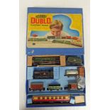 HORNBY DUBLO EDG17 (3-RAIL) TANK GOODS SET WITH 0-6-2T BR 69567 LOCOMOTIVE, FOUR WAGONS,