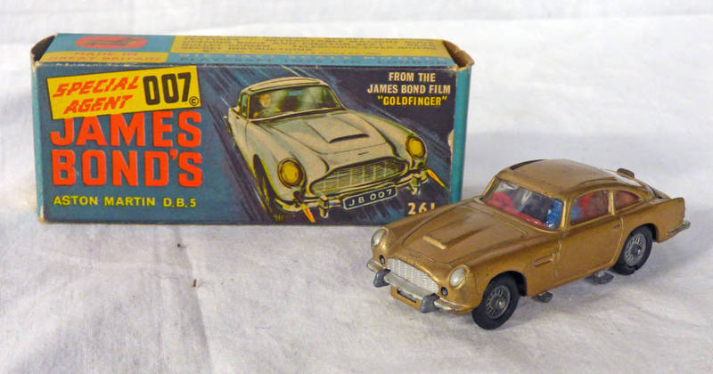 CORGI 261 - JAMES BOND ASTON MARTIN D.B.5.