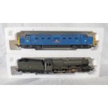 TWO LIMA 00 GAUGE LOCOMOTIVES INCLUDING 4-6-0 GWR KING GEORGE V 6000 STEAM LOCOMOTIVE AND TENDER