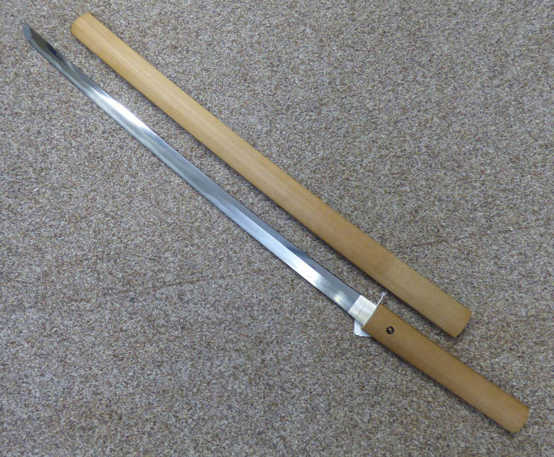 LATE 18TH CENTURY JAPANESE KATANA, 62.