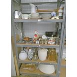 SELECTION OF VARIOUS ITEMS INCLUDING TABLE LAMPS, TEA SET,