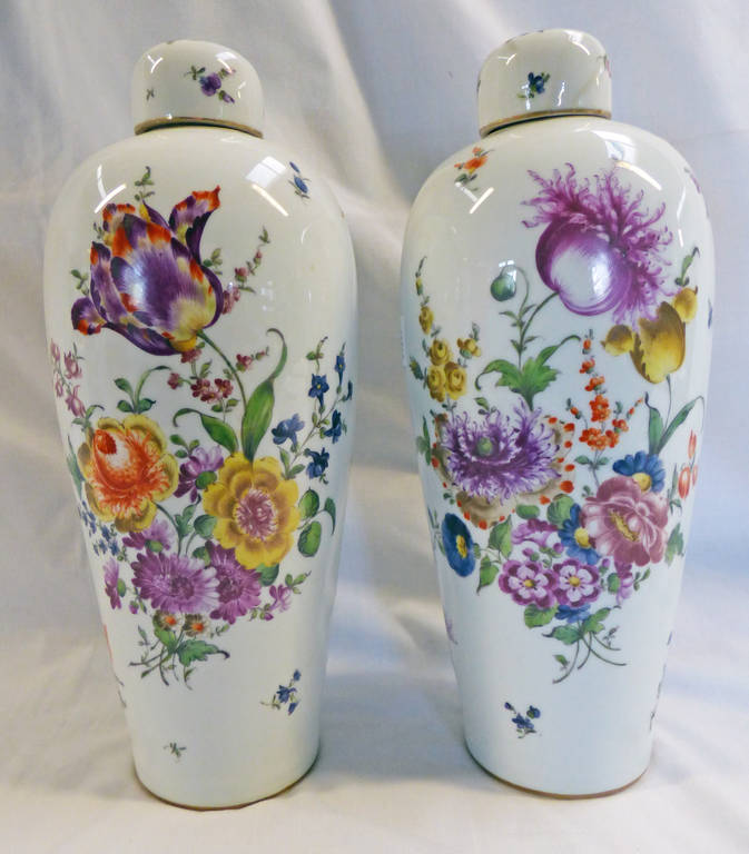 PAIR OF LIDDED VASES WITH FLORAL DECORATION MARKED DRESDEN - 29 CM TALL