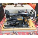 SINGER SEWING MACHINE WITH CASE 'Y4557232'