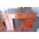 19TH CENTURY MAHOGANY TWIN PEDESTAL DESK WITH LEATHER INSET TOP & 9 DRAWERS Condition