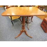 19TH CENTURY RECTANGULAR TOPPED TABLE ON CENTRE PEDESTAL WITH 3 SPREADING SUPPORTS
