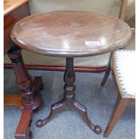 19TH CENTURY MAHOGANY CIRCULAR TOPPED CENTRE PEDESTAL TABLE 45CM DIAMETER