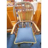 19TH CENTURY ELM WINDSOR ARMCHAIR