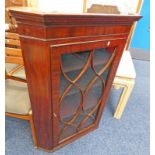 19TH CENTURY MAHOGANY WALL MOUNTED CORNER CABINET WITH ASTRAGAL GLAZED DOOR