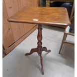 19TH CENTURY MAHOGANY SQUARE FLIP TOP TABLE ON TURNED SUPPORTS