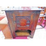 19TH CENTURY OAK SIDE CABINET WITH CARVED DECORATION - 69CM LONG